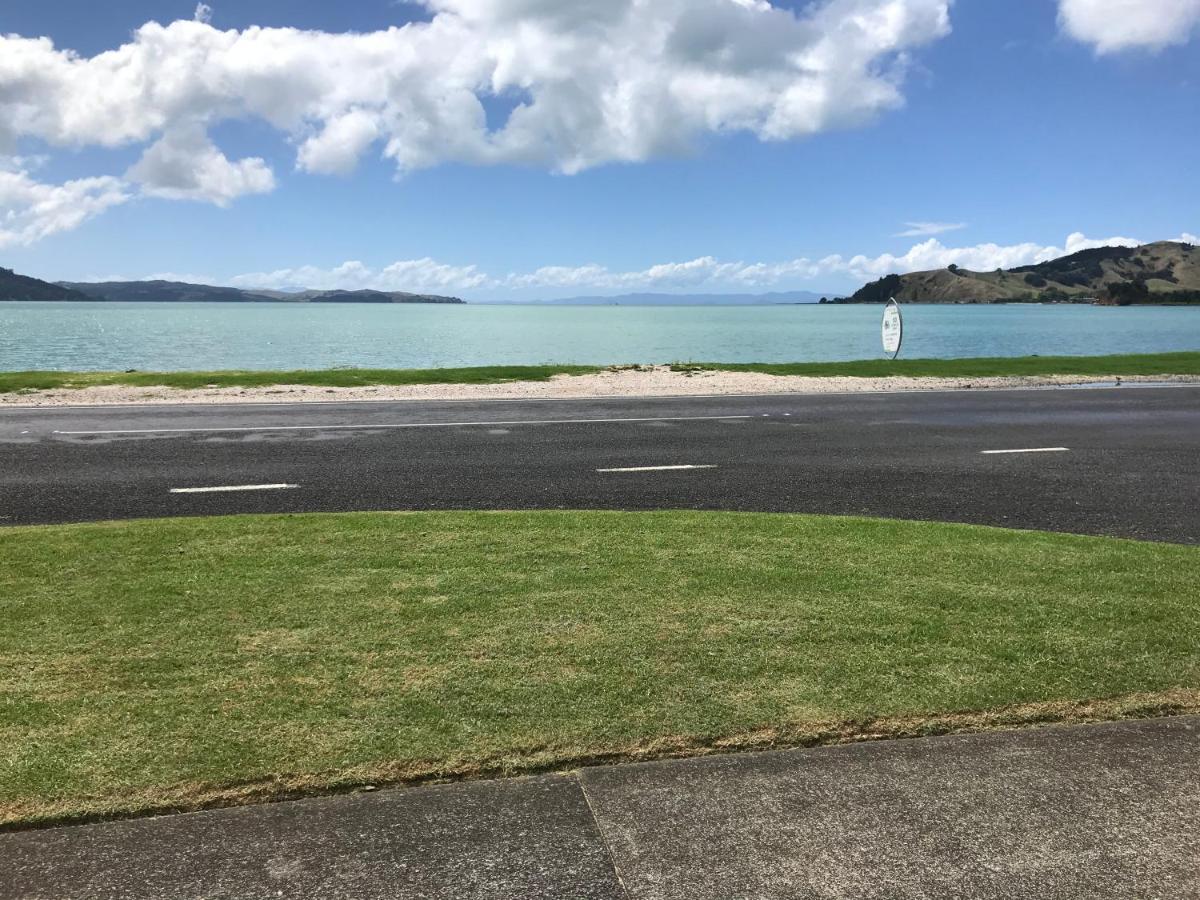 30 Seconds To The Beach Kawakawa Bay Exterior photo